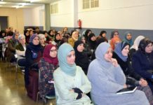 61 dones de Manresa participa a un curs sobre: apoderament femení