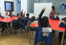 L’associació Chabab Al Amal organitza classes d’àrab obertes a tots els públics