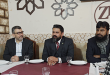 El delegat de la CIE es reuneix amb la comunitat pakistanesa de Barcelona.