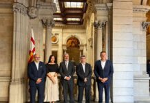 L’Alcalde de la ciutat de Barcelona, Jaume Collboni, es reuneix amb els representants de la Comunitat Musulmana de la Ciutat.
